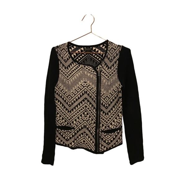 Lucky Brand Women's Aztec Patterned Zippered round neck Cardigan Sweater - Picture 1 of 5